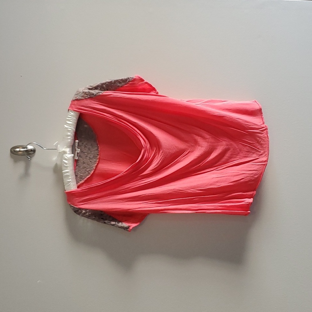 Collective Concepts Coral M Tee